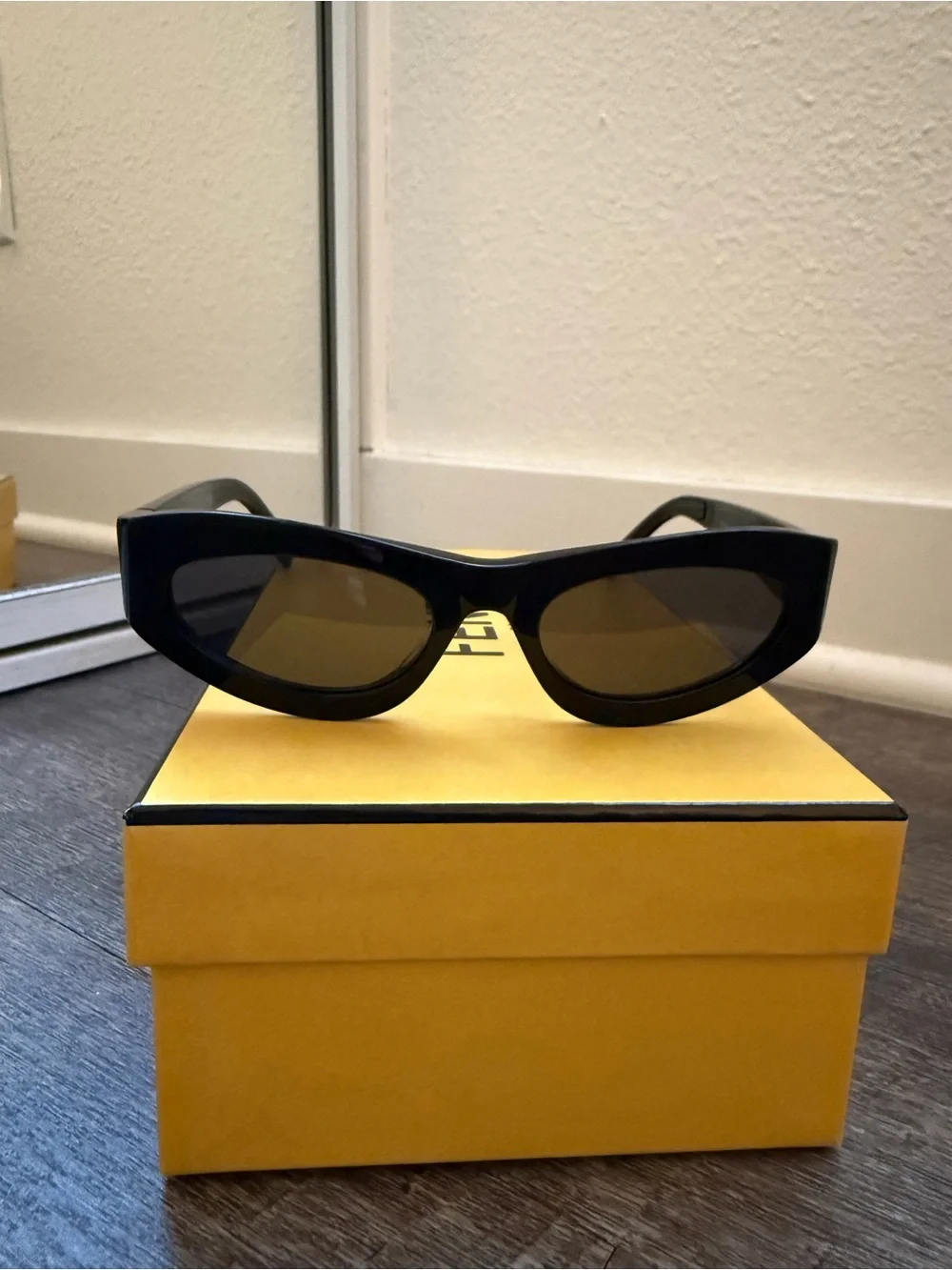 Brand new Fendi Black Oval Sunglasses with Subtle Temple Logo